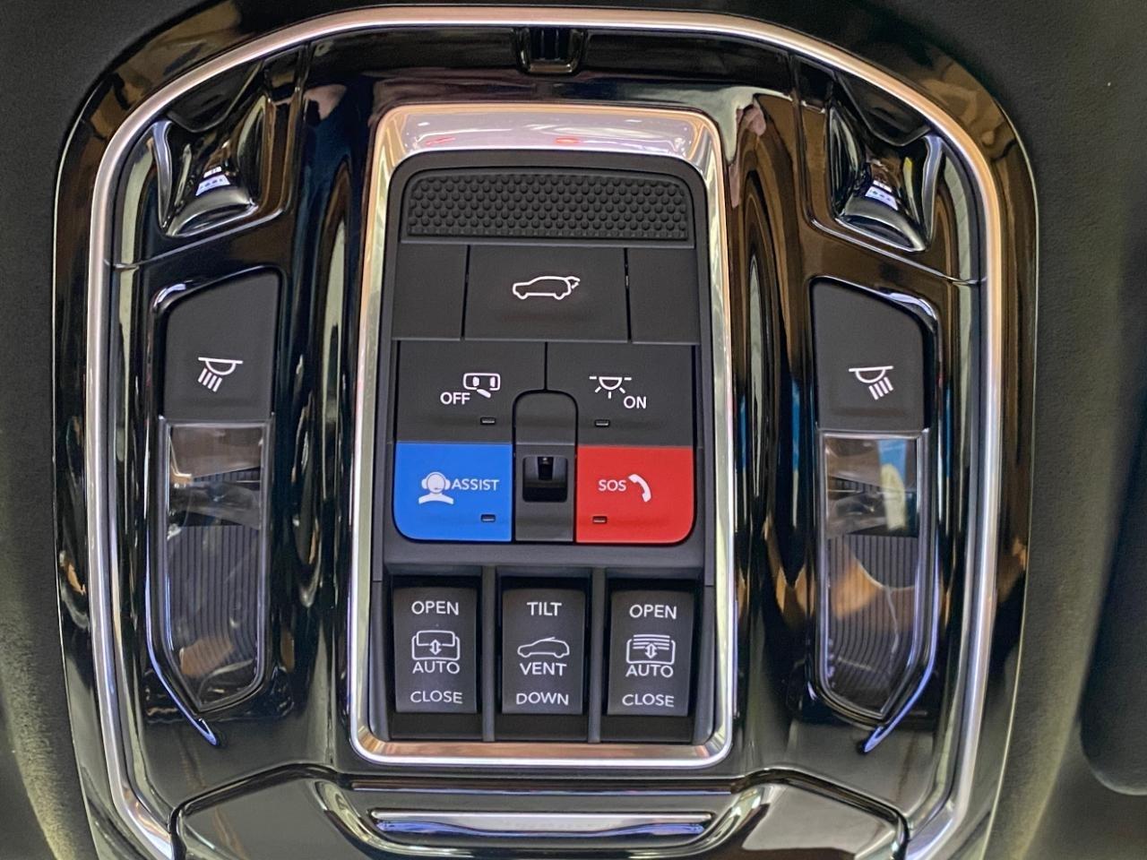 Jeep Grand Wagoneer  2022