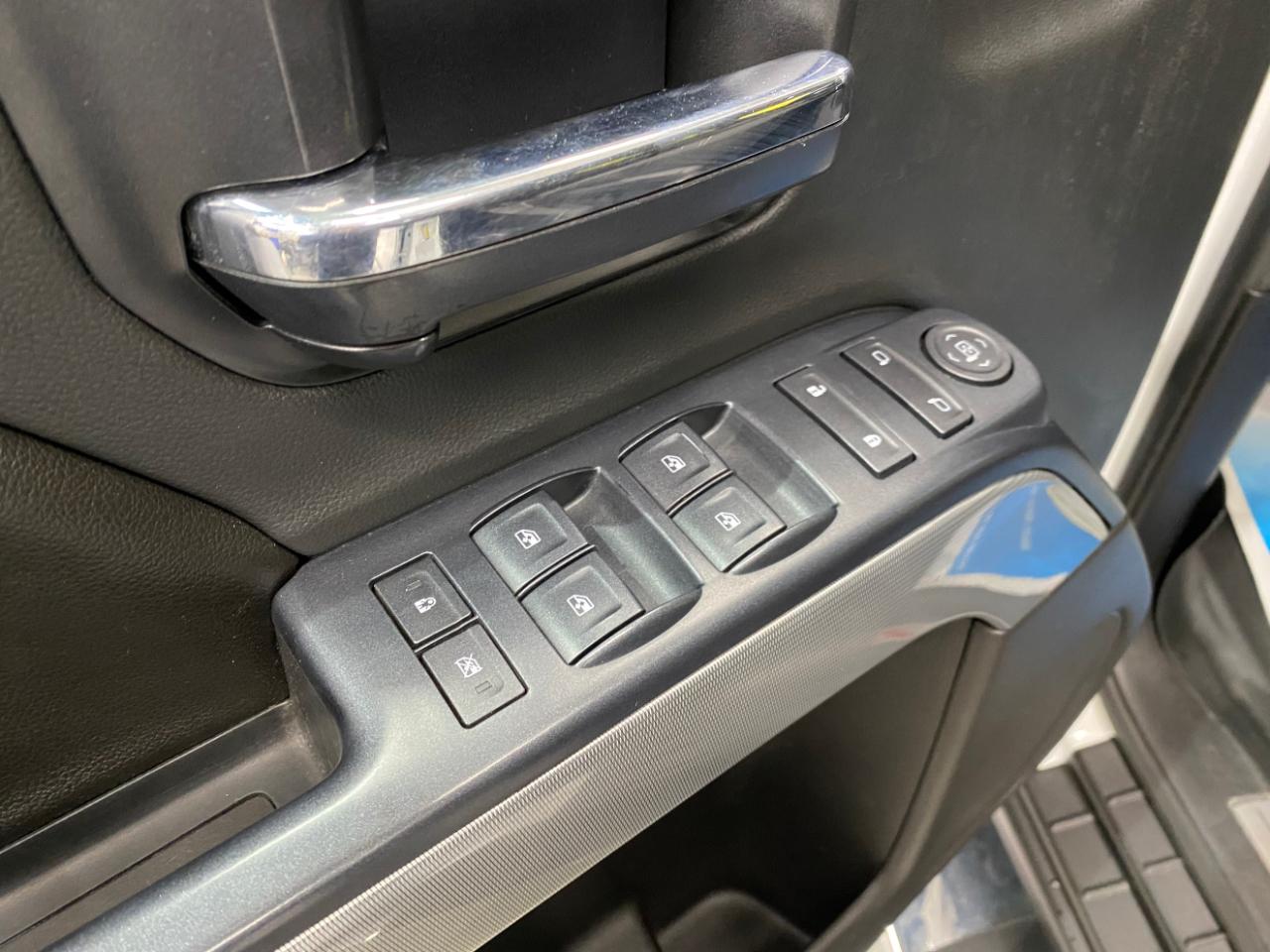 Chevrolet Silverado 2500HD LT Crew Cab 4WD 2016