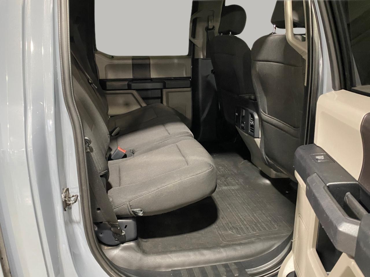 Ford F-150 XL SuperCrew Short Bed 4WD 2019