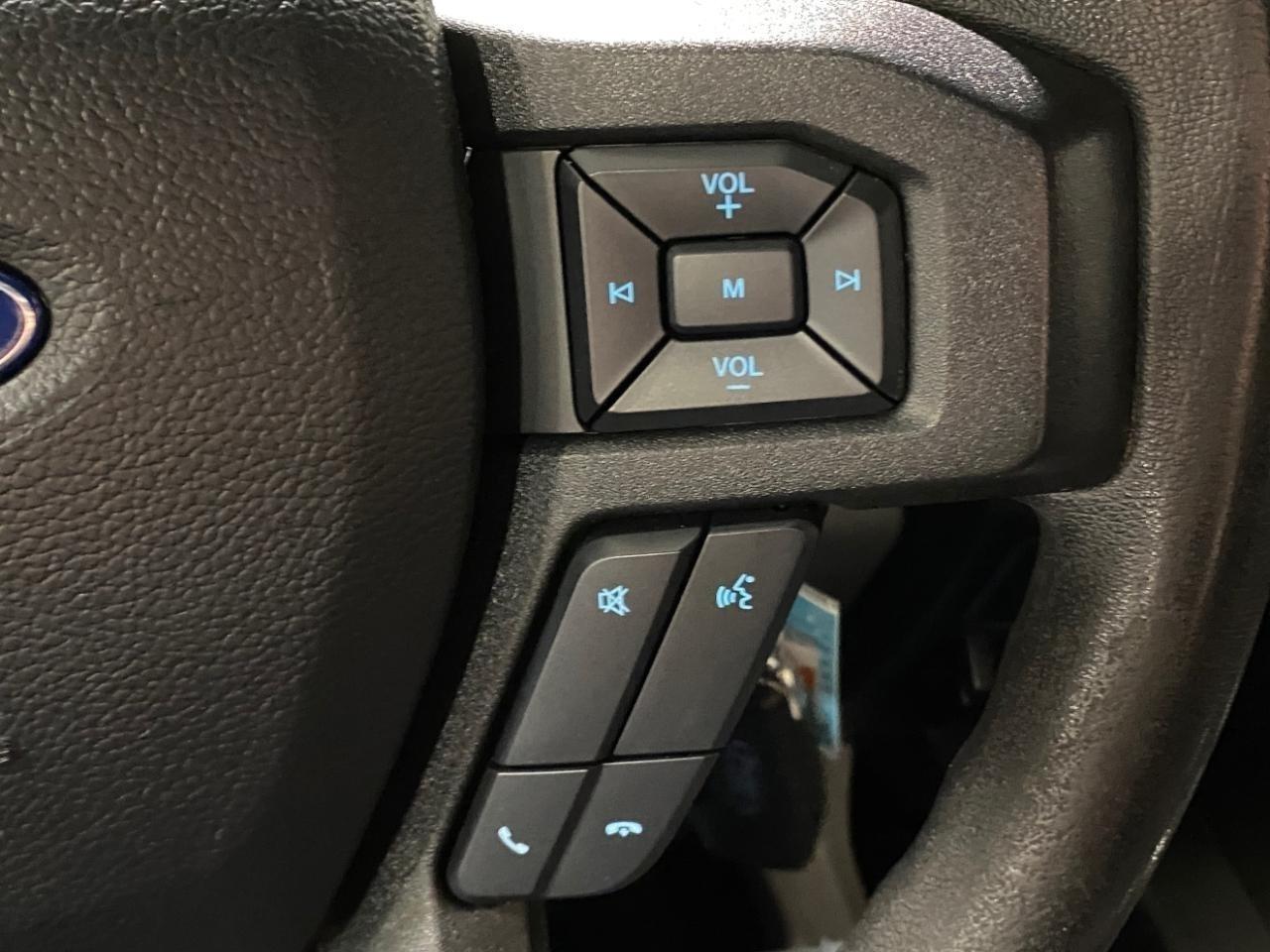 Ford F-150 XL SuperCrew Short Bed 4WD 2019