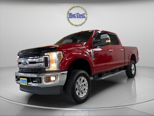 Red 2018 Ford F-350 Super Duty XLT Crew Cab 4WD Pickup Truck Four-Wheel Drive 6-Speed Automatic