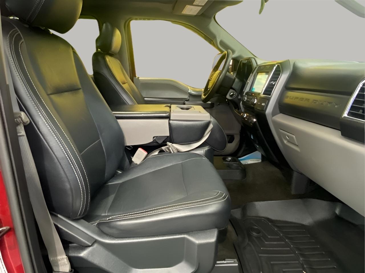 Ford F-350 SD XLT Crew Cab 4WD 2018