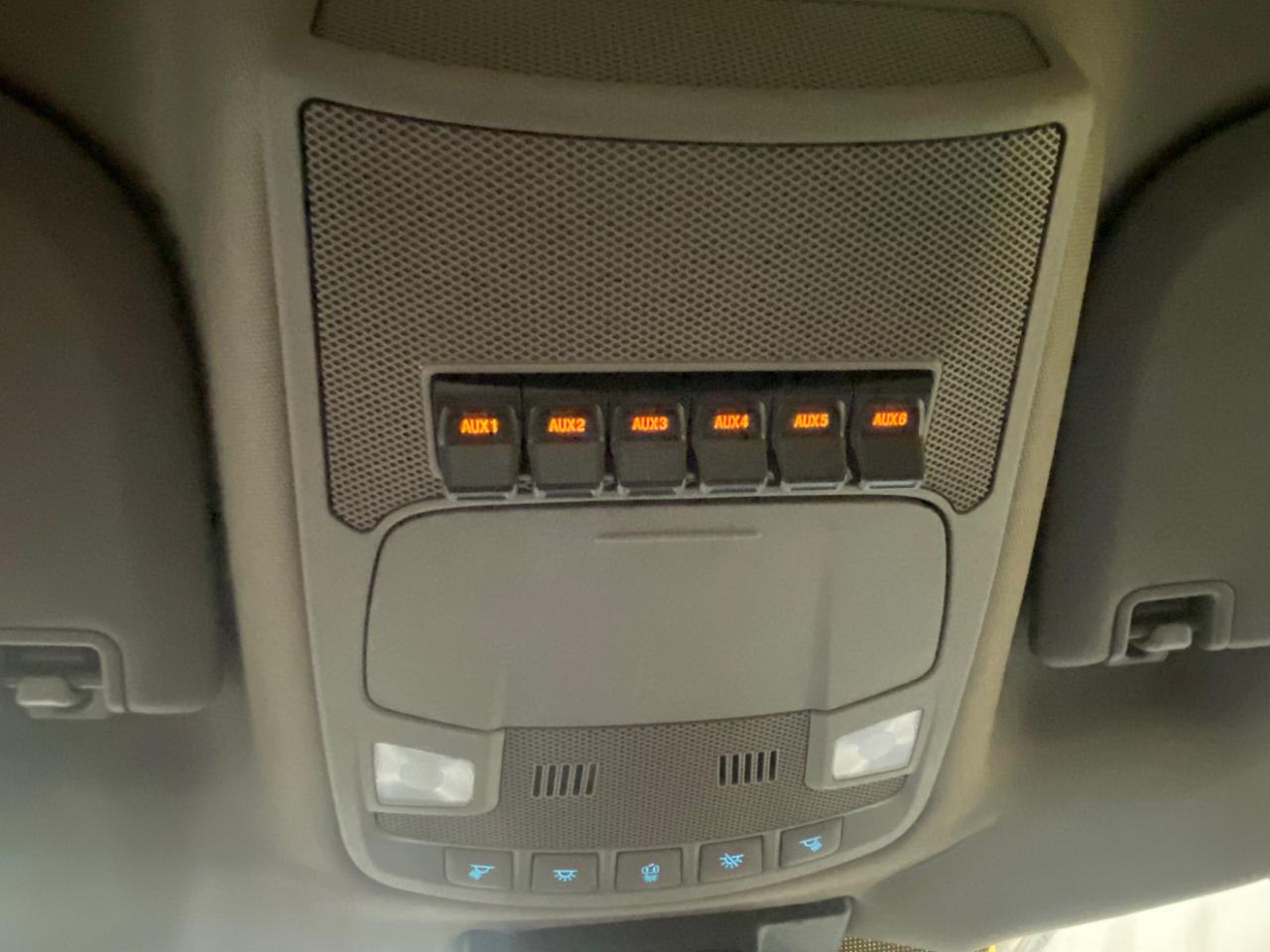 Ford F-350 SD King Ranch Crew Cab Long Bed DRW 4WD 2022