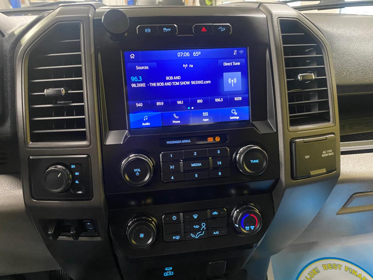 Ford F-350 SD King Ranch Crew Cab Long Bed DRW 4WD 2022