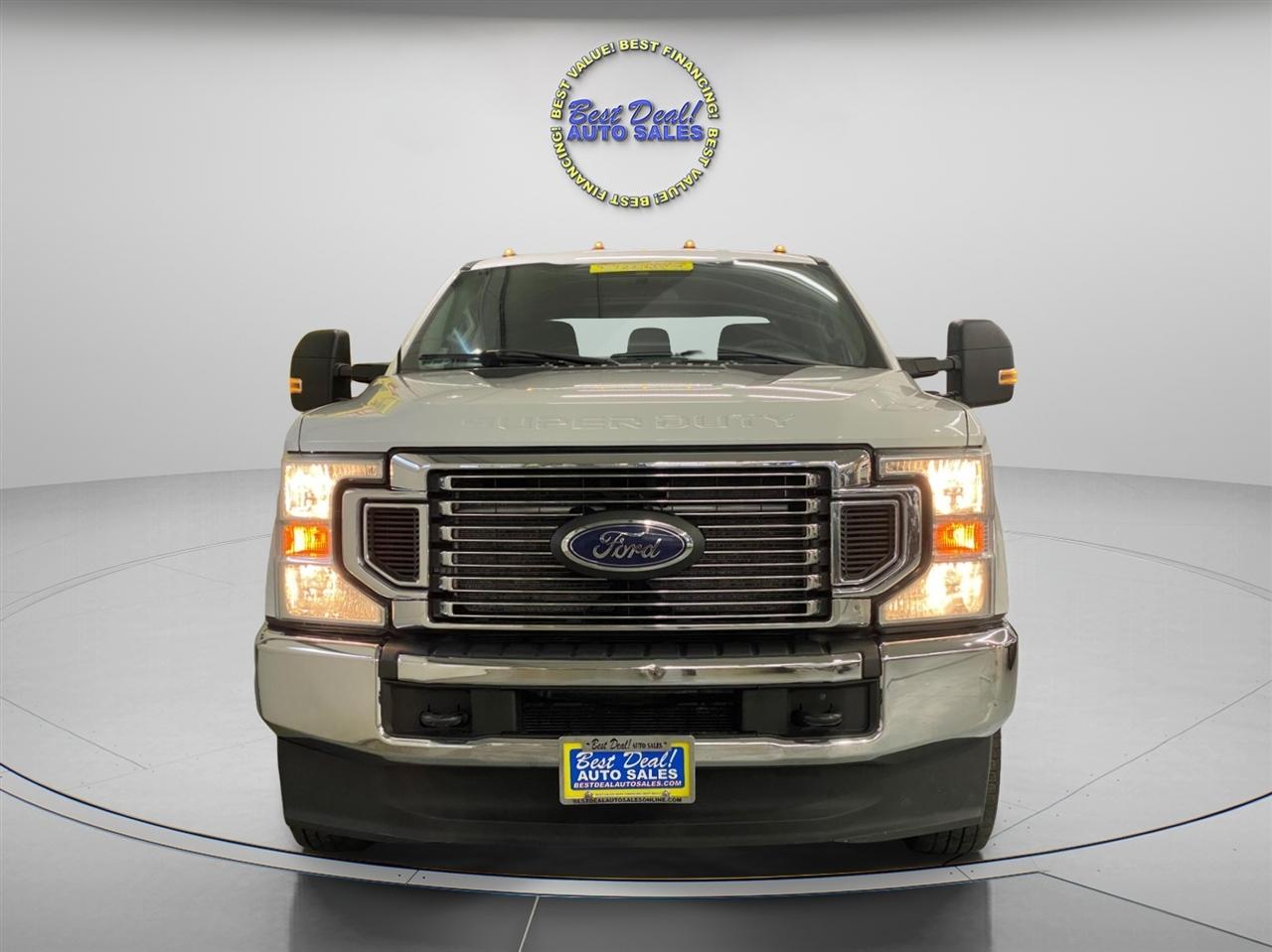 Ford F-350 SD XL Crew Cab 4WD DRW 2022