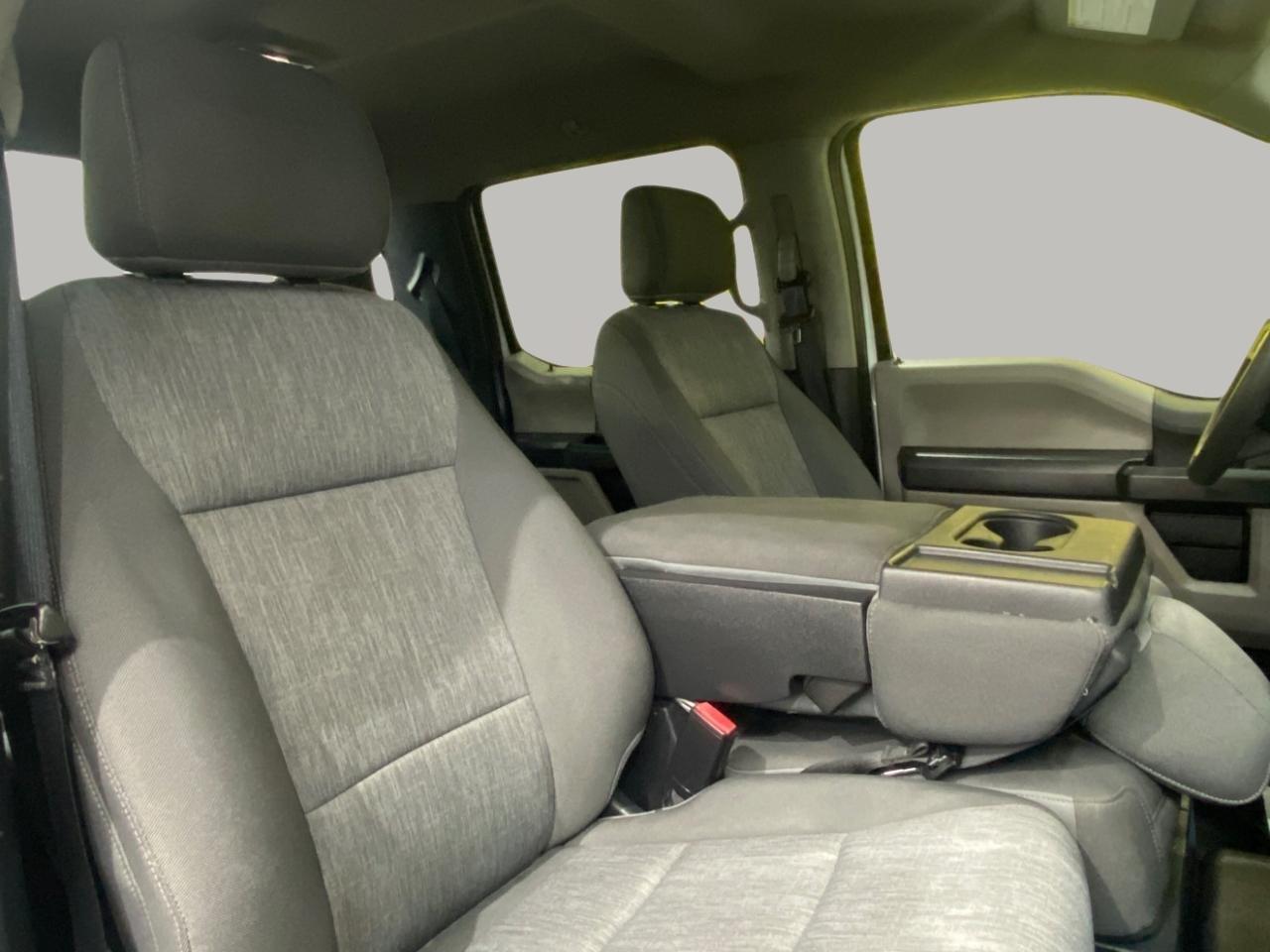 Ford F-350 SD XL Crew Cab 4WD DRW 2022