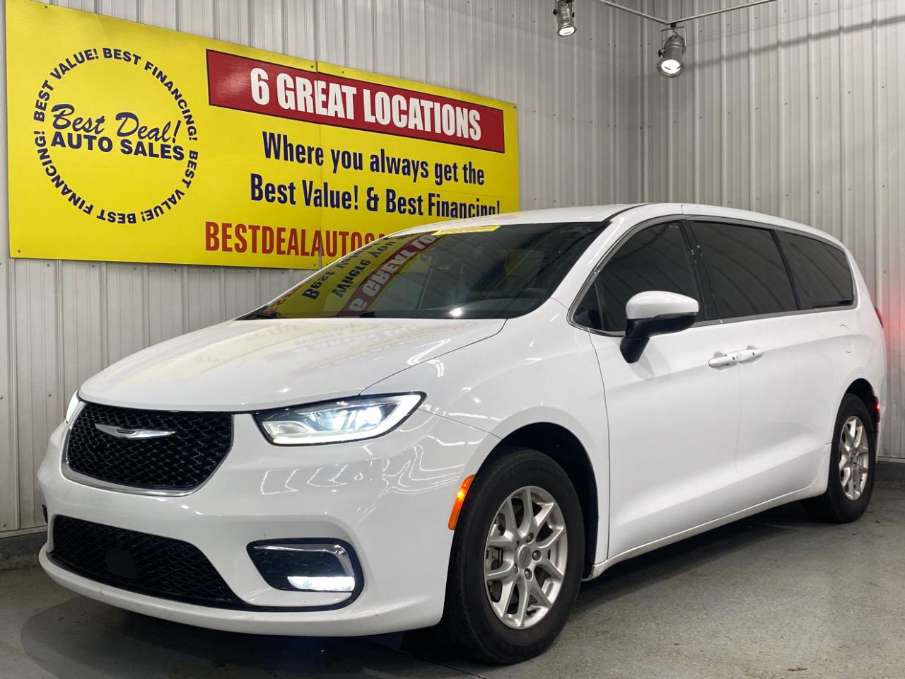 2023 Chrysler Pacifica Touring