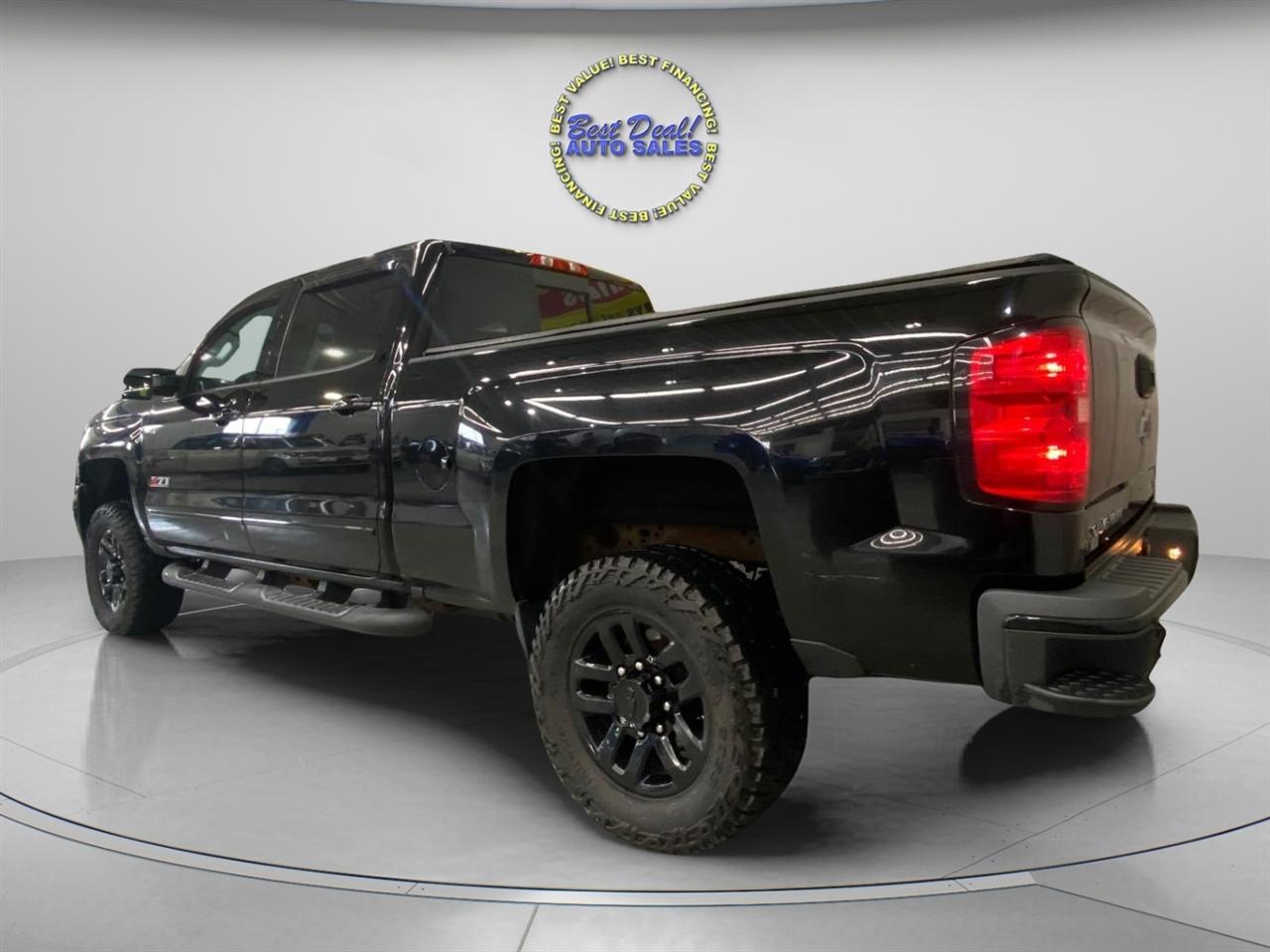 Chevrolet Silverado 2500HD LT Crew Cab 4WD 2016