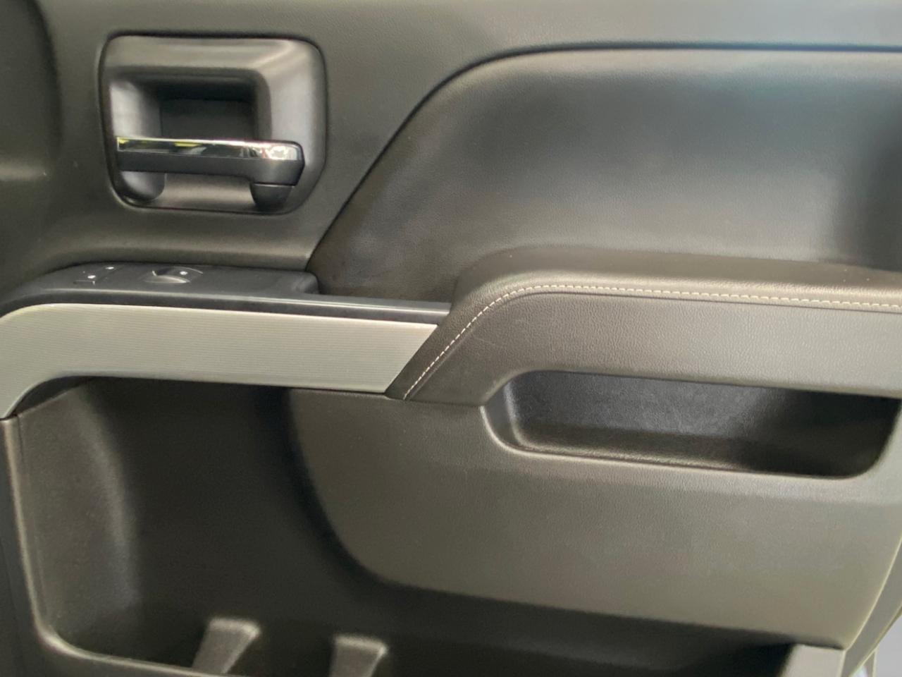 Chevrolet Silverado 2500HD LT Crew Cab 4WD 2016