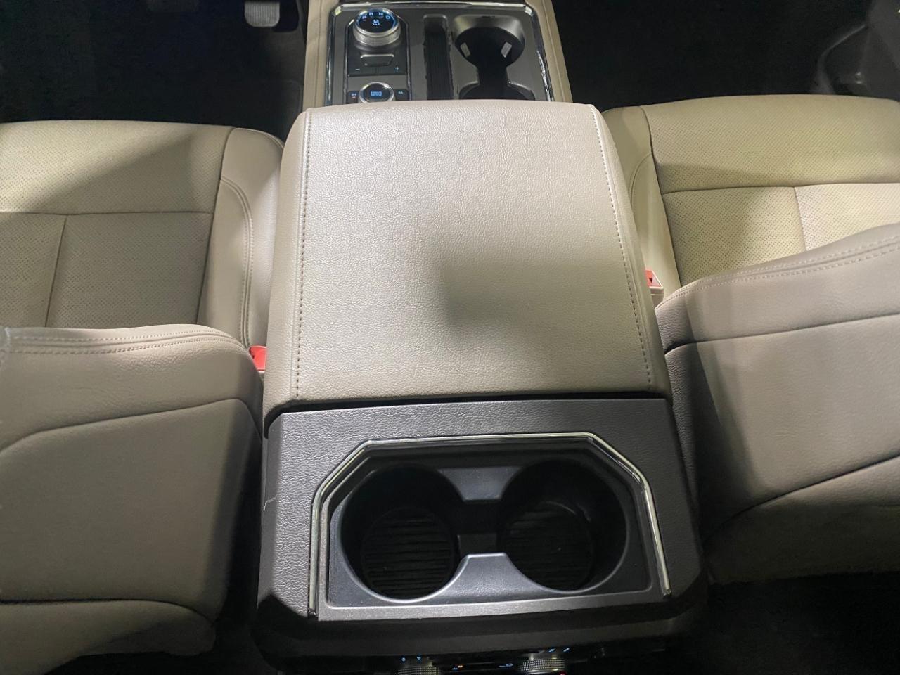 2020 Ford Expedition XLT - Photo 17