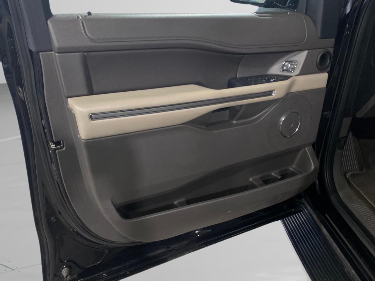 2020 Ford Expedition XLT - Photo 21