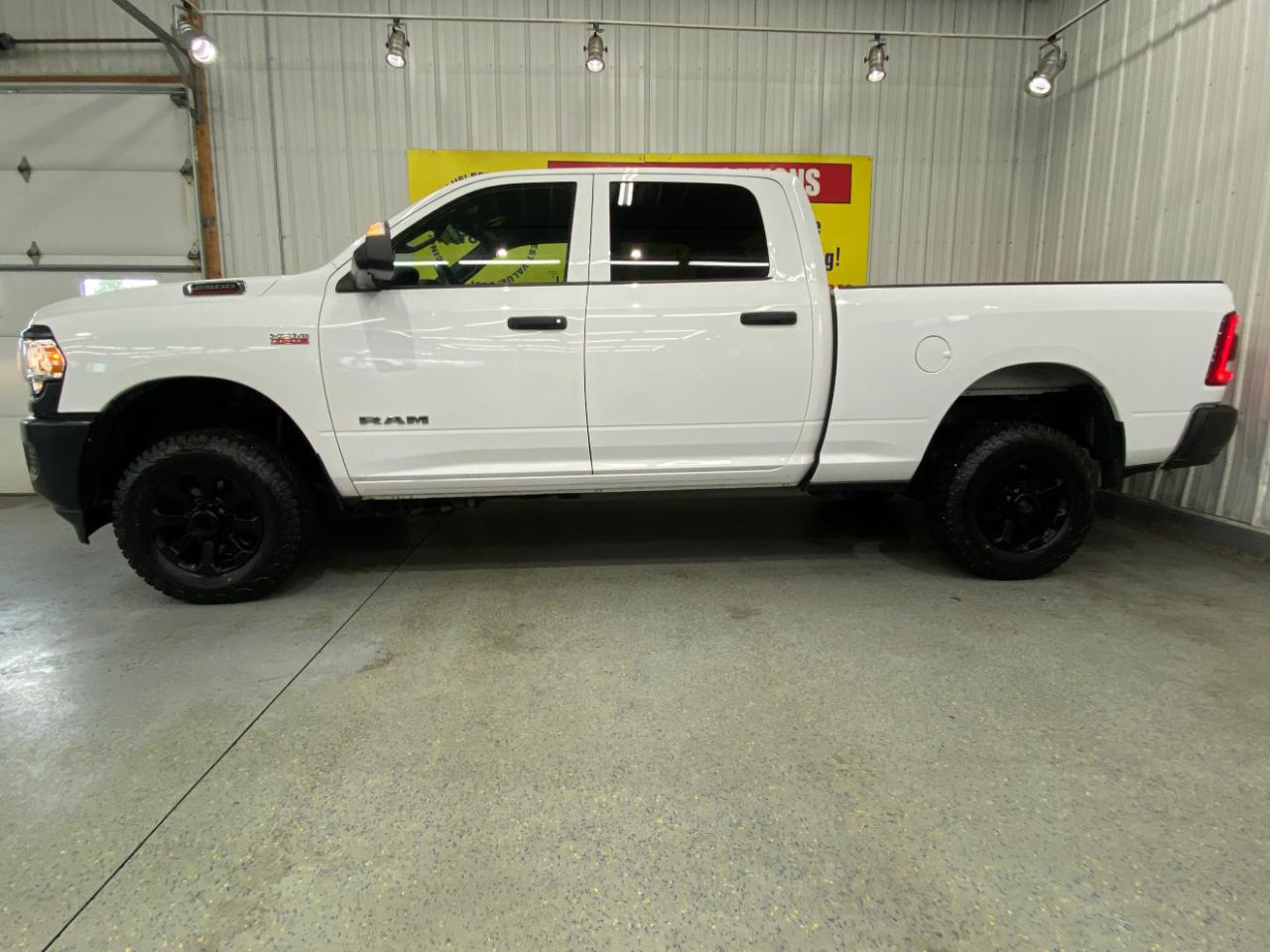 RAM 2500 Tradesman Crew Cab SWB 4WD 2021