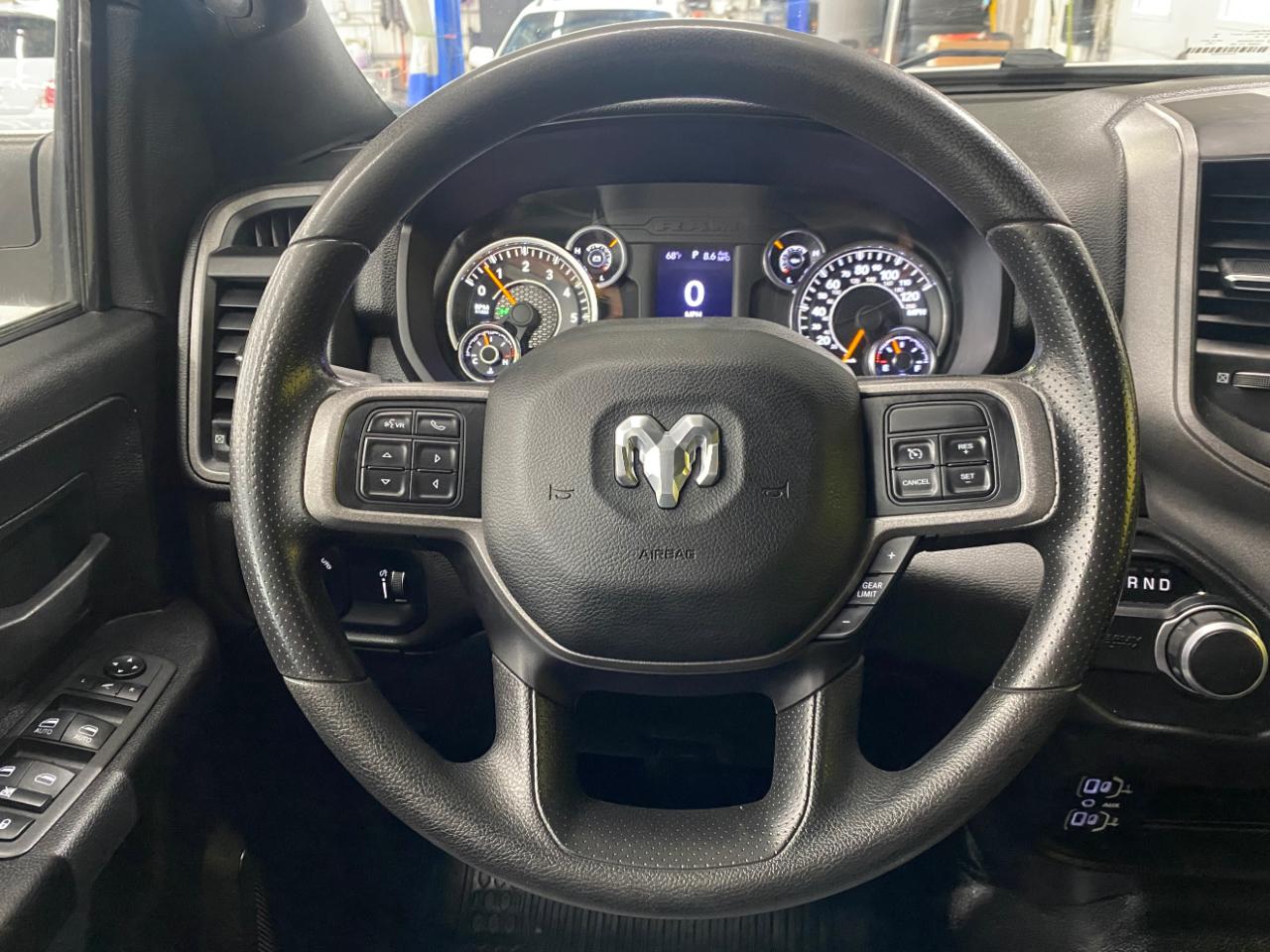 RAM 2500 Tradesman Crew Cab SWB 4WD 2021