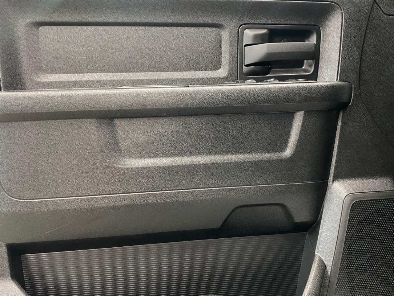 RAM 2500 Tradesman Crew Cab SWB 4WD 2021