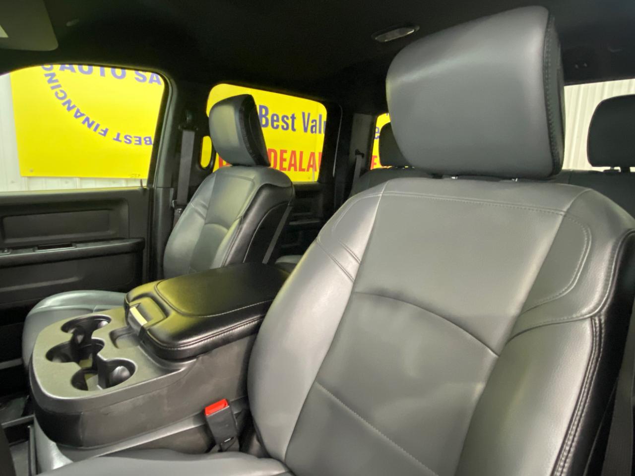 RAM 2500 Tradesman Crew Cab SWB 4WD 2021