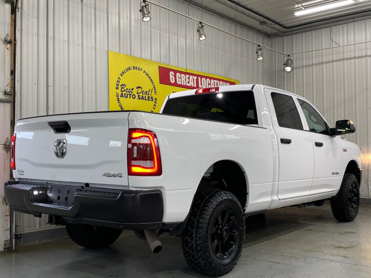 RAM 2500 Tradesman Crew Cab SWB 4WD 2021