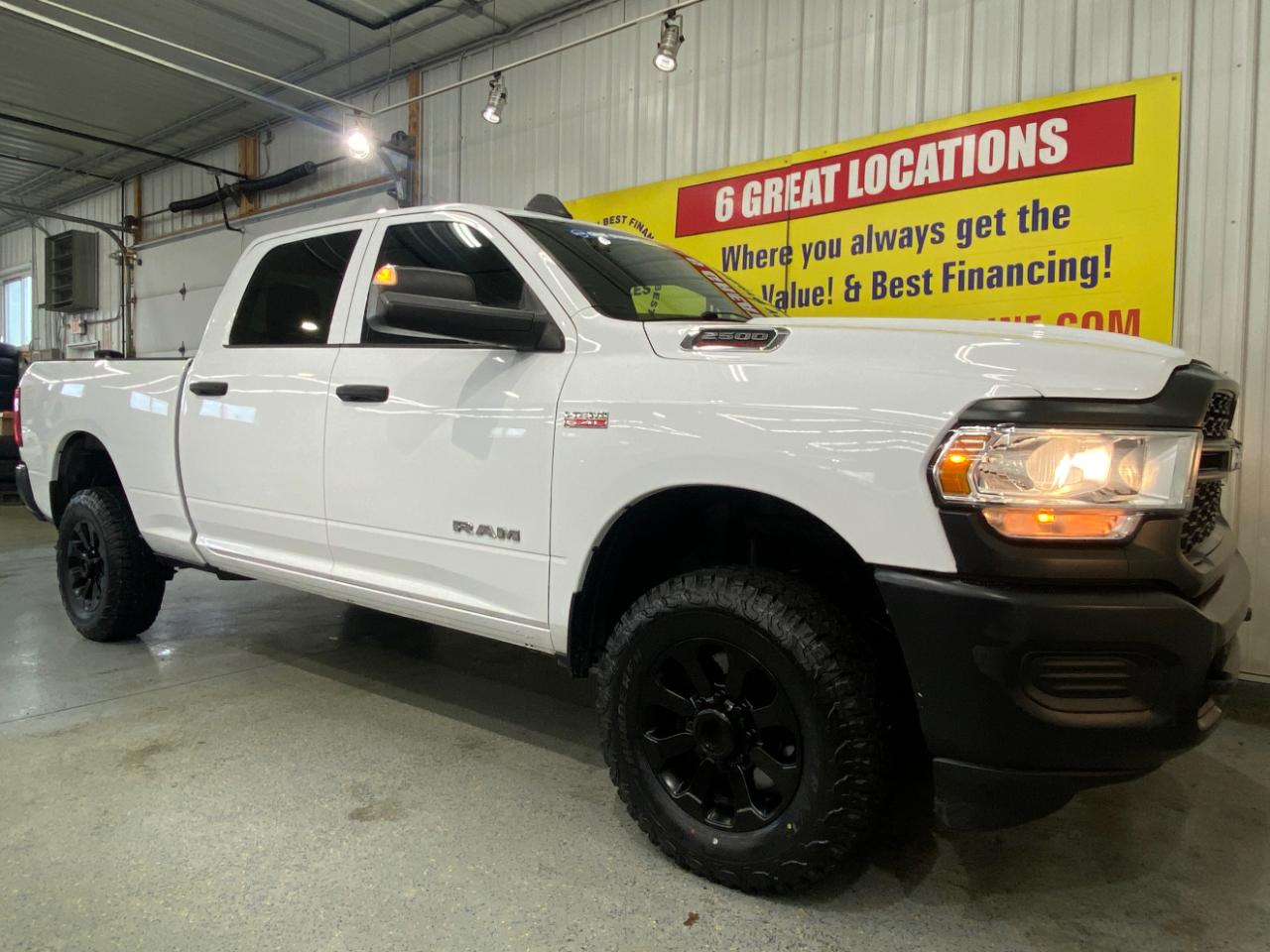 RAM 2500 Tradesman Crew Cab SWB 4WD 2021