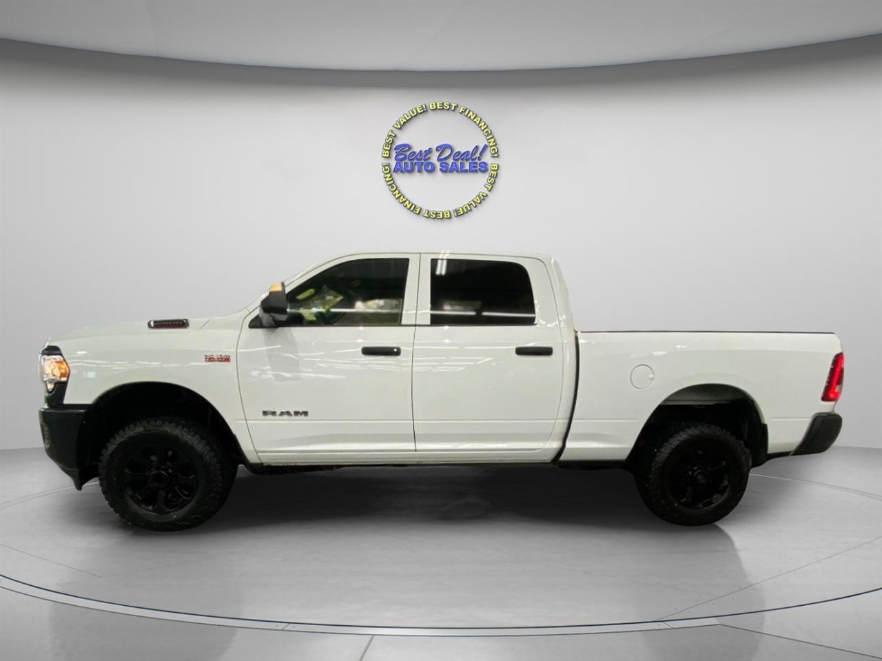 RAM 2500 Tradesman Crew Cab SWB 4WD 2021