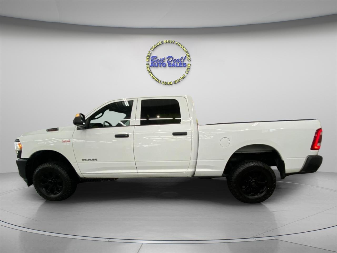 RAM 2500 Tradesman Crew Cab SWB 4WD 2021