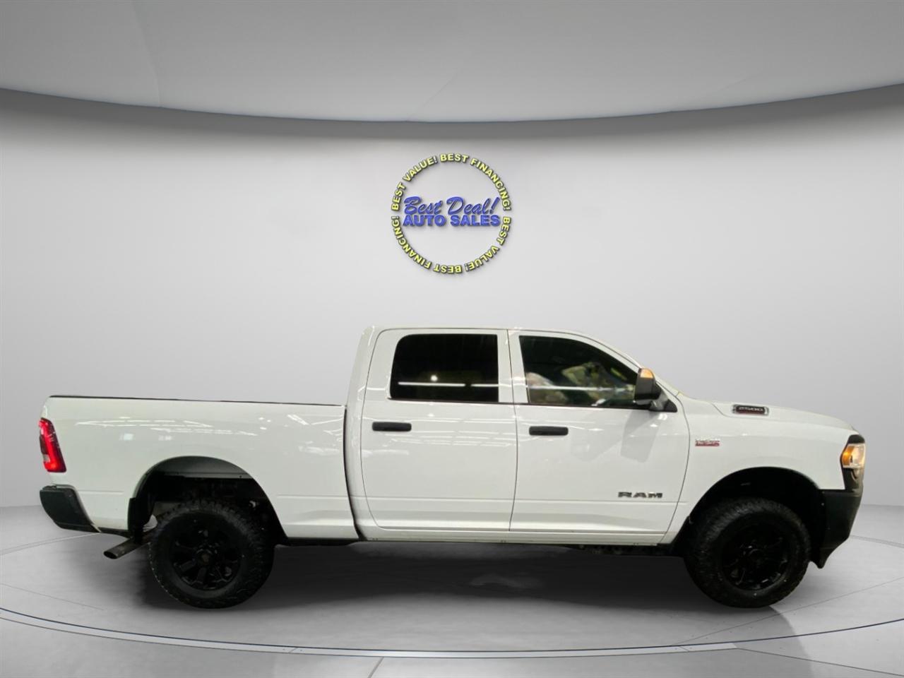 RAM 2500 Tradesman Crew Cab SWB 4WD 2021