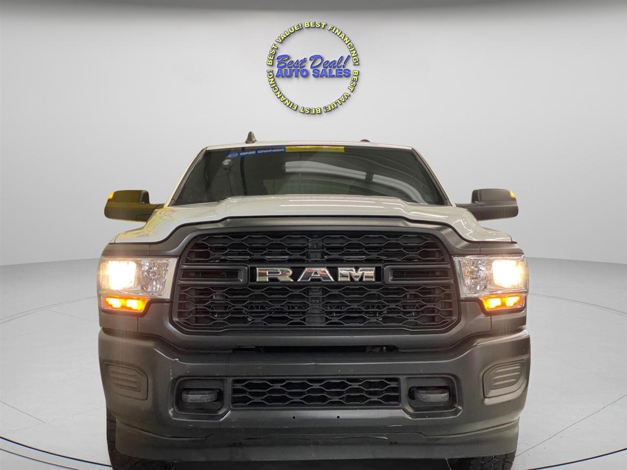 RAM 2500 Tradesman Crew Cab SWB 4WD 2021