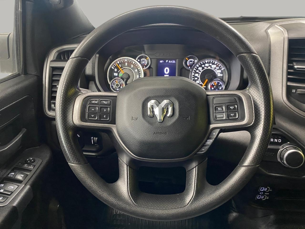 RAM 2500 Tradesman Crew Cab SWB 4WD 2021