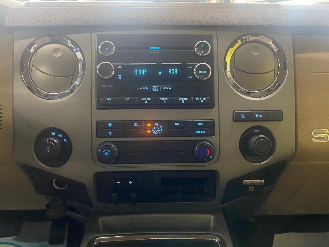 Ford F-250 SD XLT Crew Cab Short Bed 4WD 2014