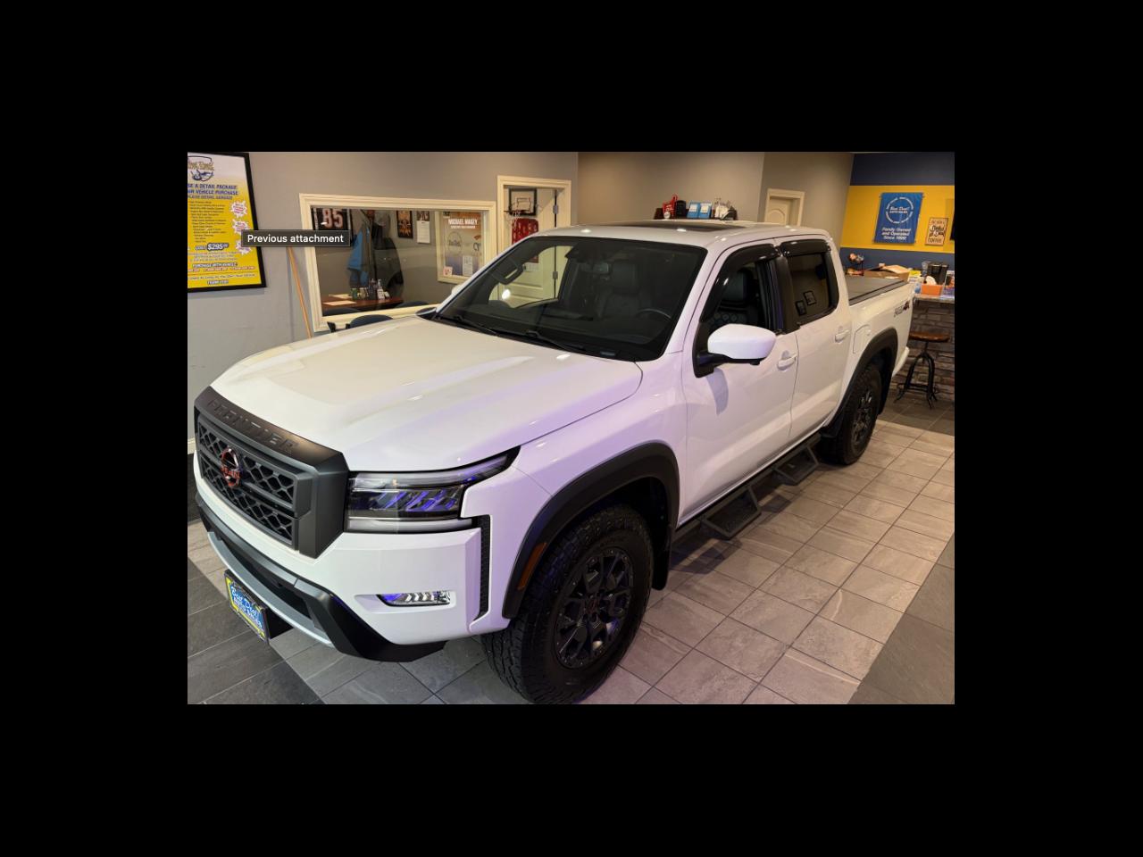 2022 Nissan Frontier PRO-4X Crew Cab 4WD