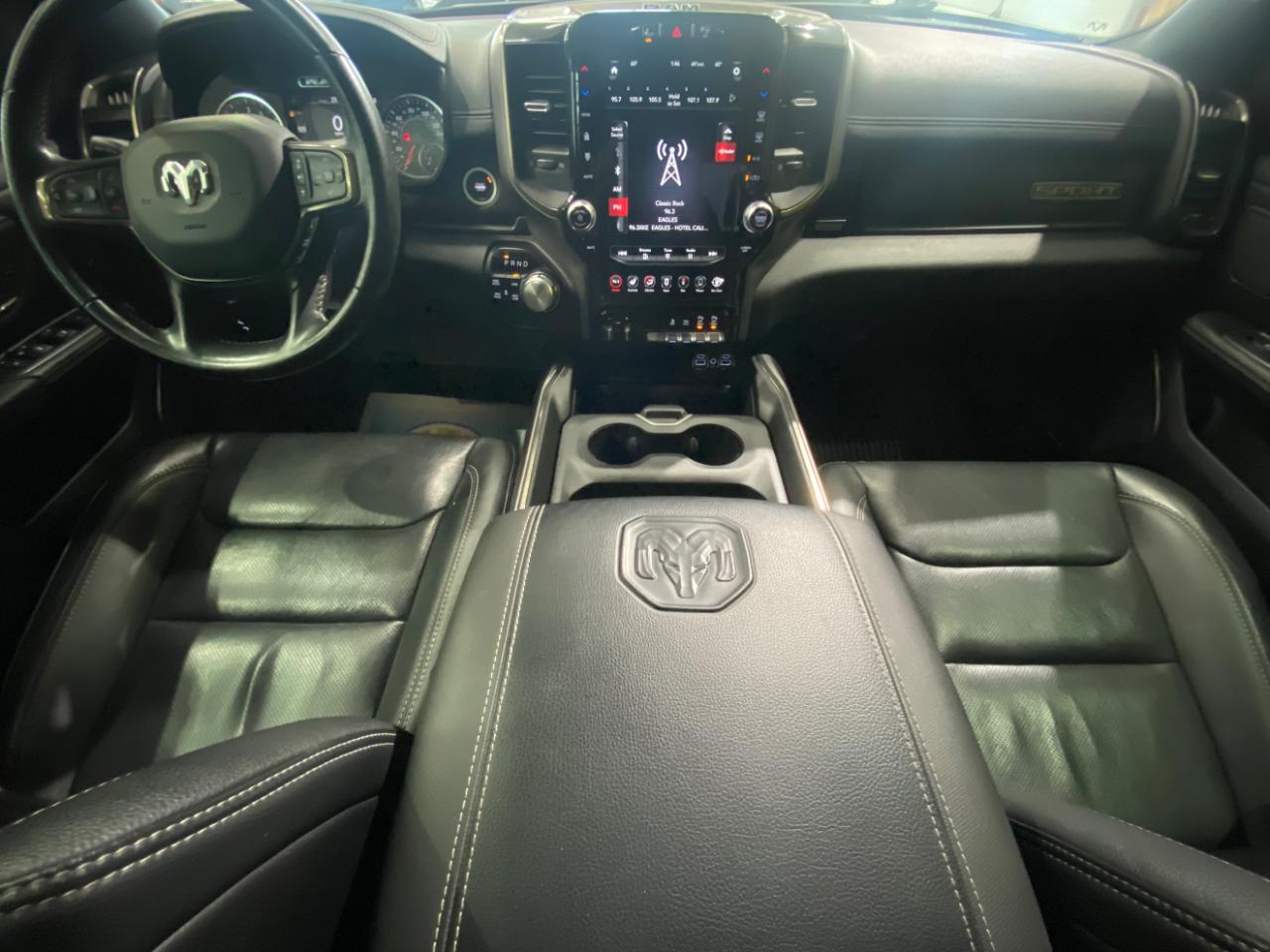 RAM 1500 Sport Crew Cab SB 4WD 2021