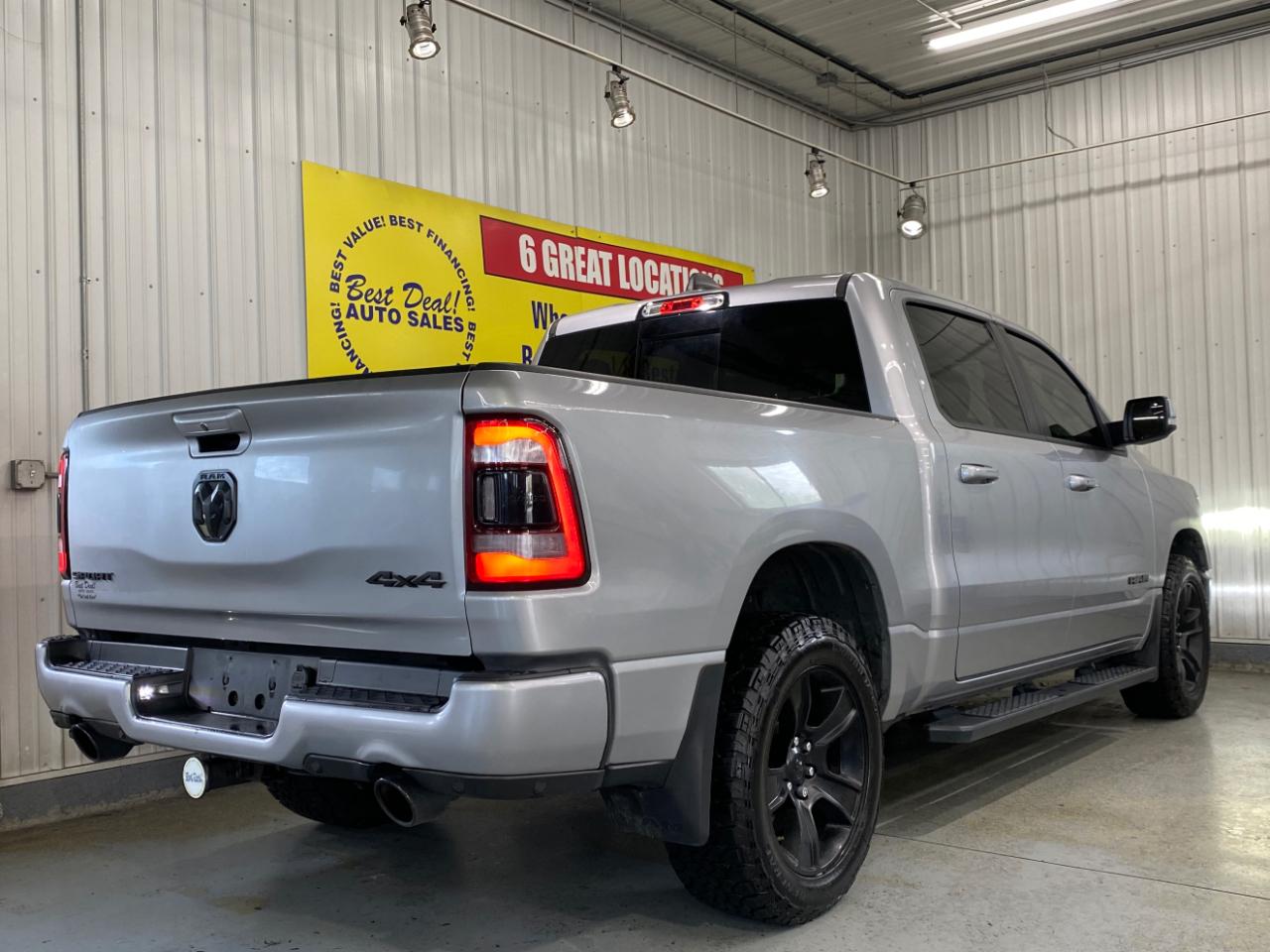 RAM 1500 Sport Crew Cab SB 4WD 2021