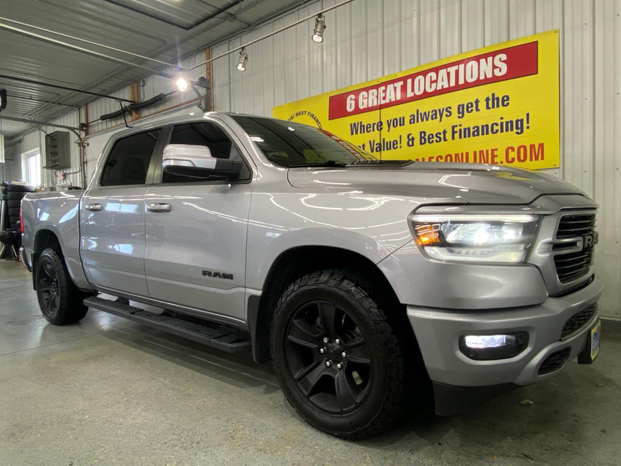 RAM 1500 Sport Crew Cab SB 4WD 2021