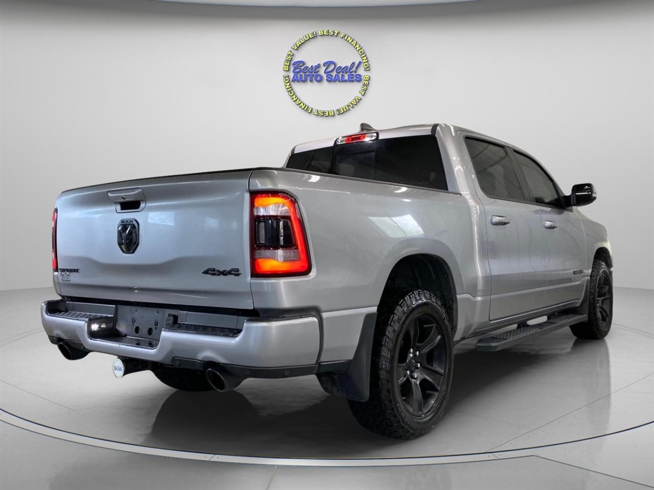 RAM 1500 Sport Crew Cab SB 4WD 2021