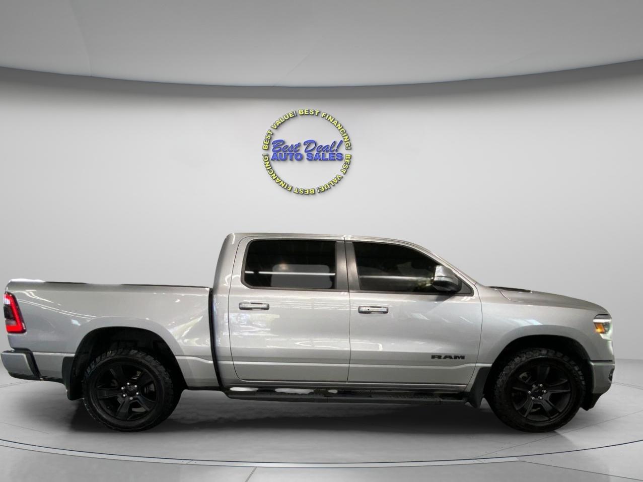 RAM 1500 Sport Crew Cab SB 4WD 2021