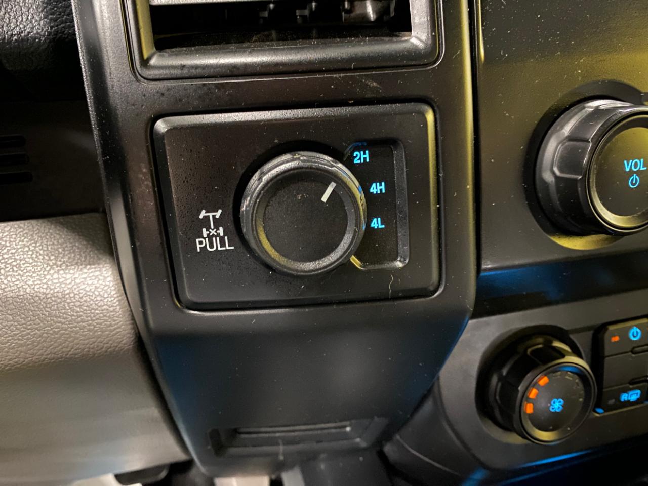 Ford F-150 XL SuperCrew 6.5-ft. Bed 4WD 2020