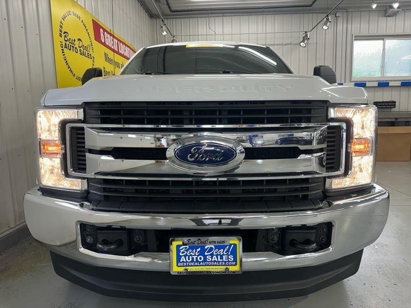 Ford F-250 SD XLT Crew Cab Long Bed 4WD 2018