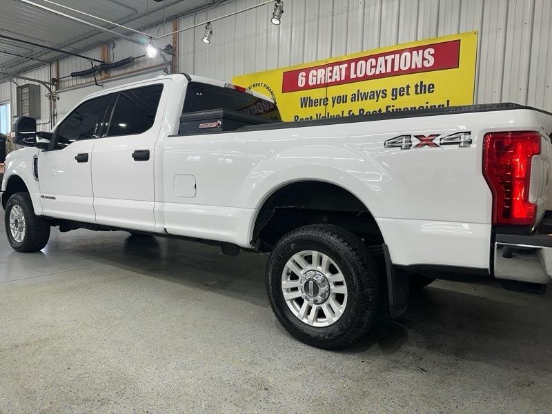 Ford F-250 SD XLT Crew Cab Long Bed 4WD 2018