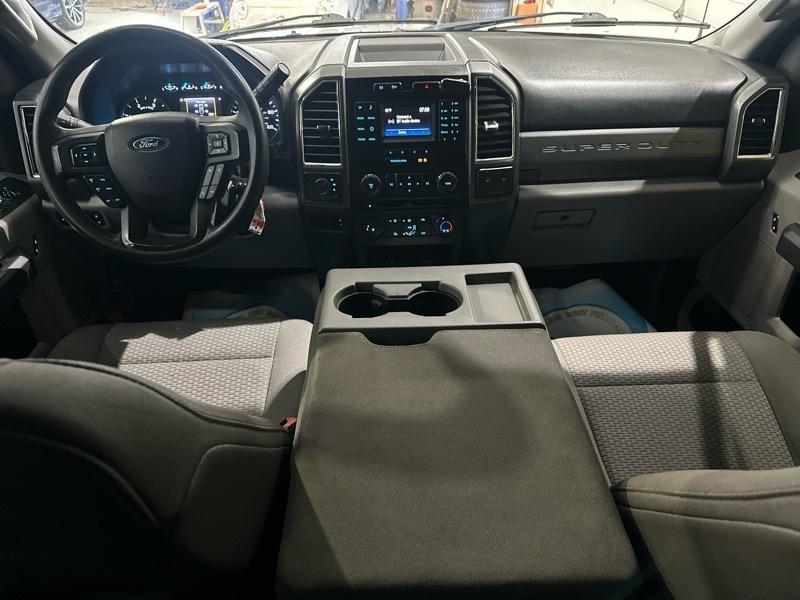 Ford F-250 SD XLT Crew Cab Long Bed 4WD 2018