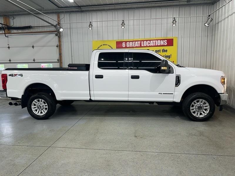 Ford F-250 SD XLT Crew Cab Long Bed 4WD 2018