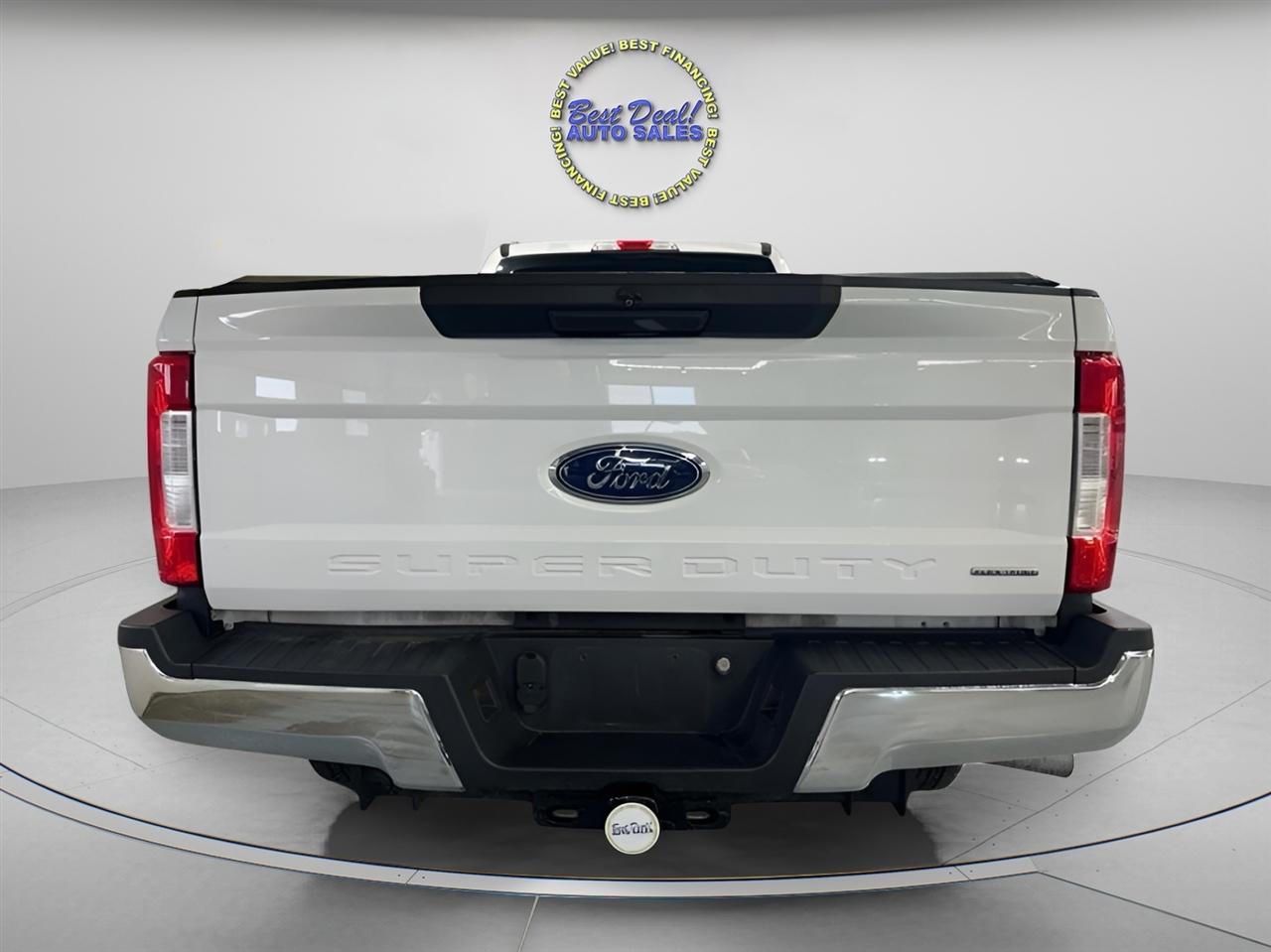 Ford F-250 SD XLT Crew Cab Long Bed 4WD 2018