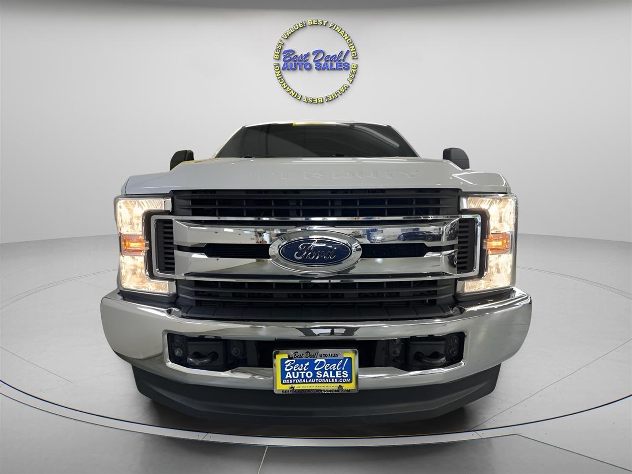 Ford F-250 SD XLT Crew Cab Long Bed 4WD 2018