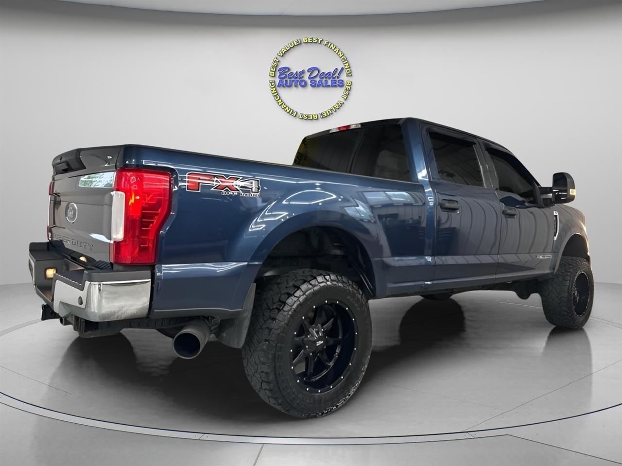 Ford F-250 SD Crew Cab 4WD 2017