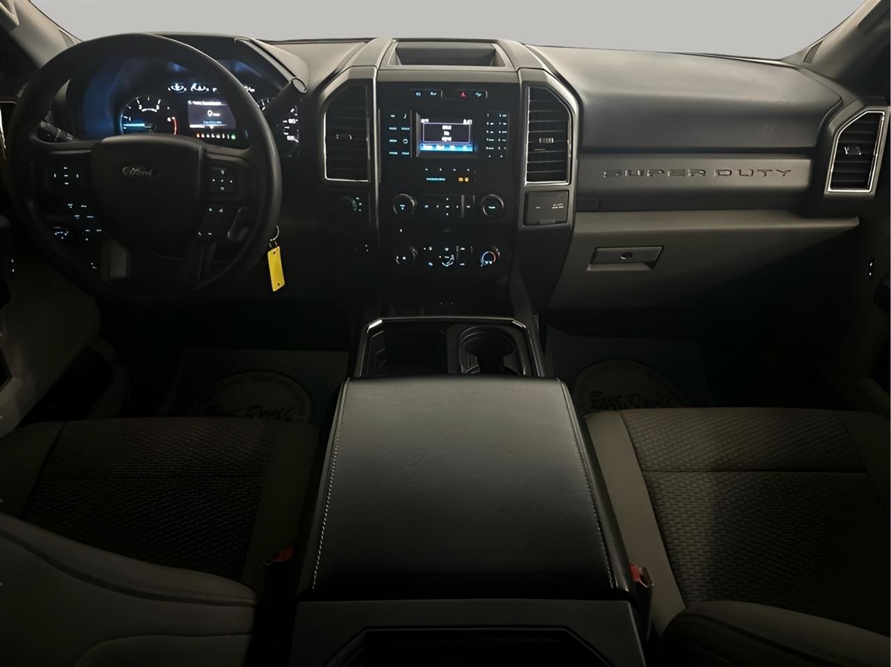 Ford F-250 SD Crew Cab 4WD 2017