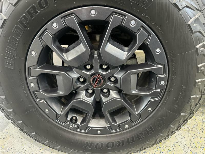 Nissan Frontier PRO-4X Crew Cab 4WD 2022