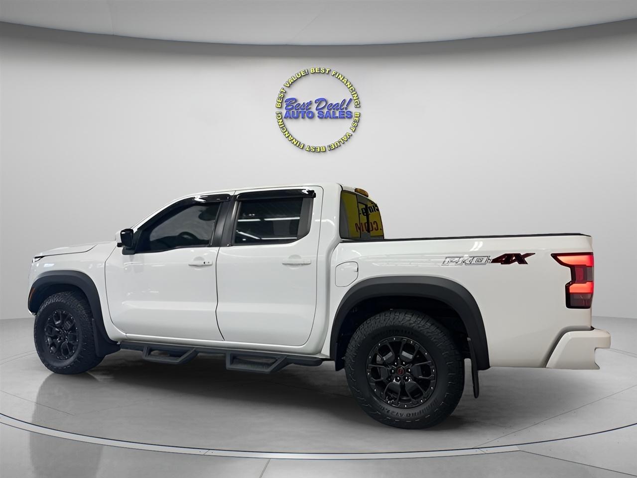 Nissan Frontier PRO-4X Crew Cab 4WD 2022