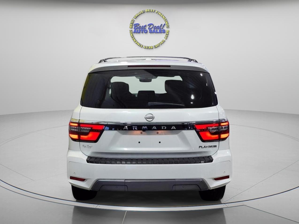 Nissan Armada  2021