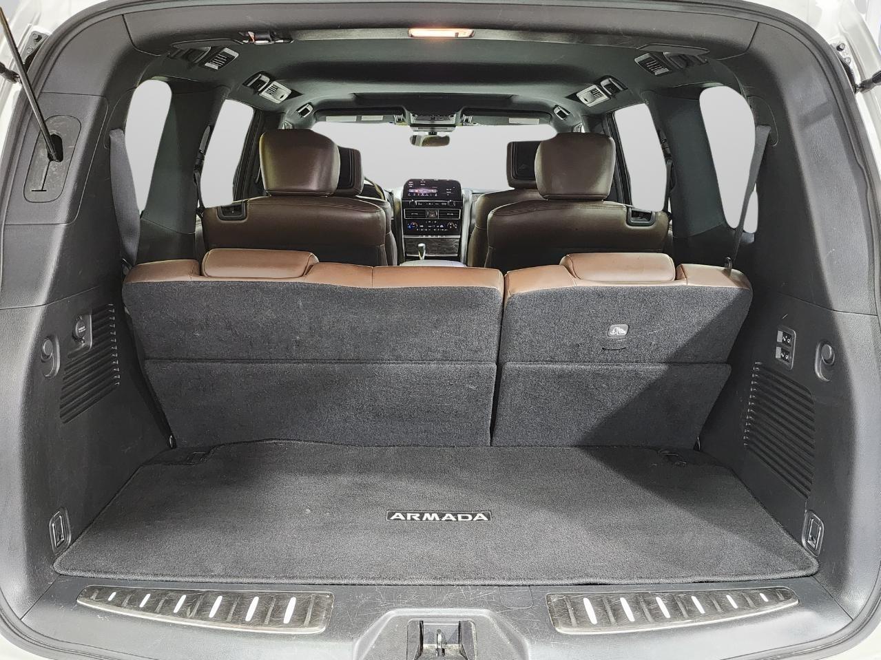 Nissan Armada  2021