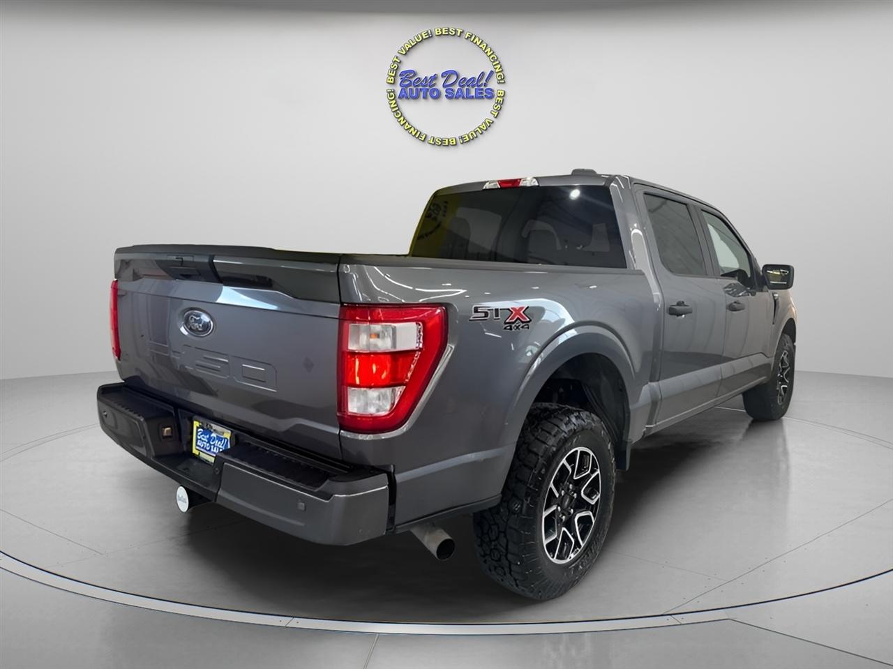 Ford F-150 STX SuperCrew 4WD 2022