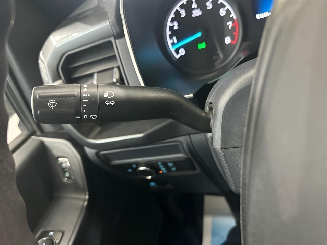 Ford F-150 STX SuperCrew 4WD 2022