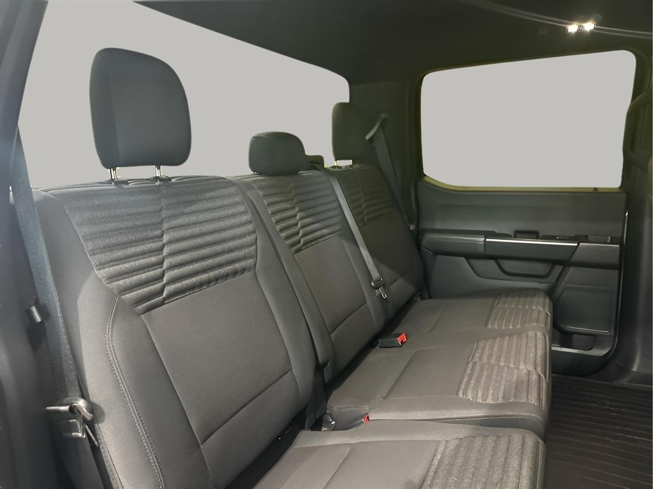 Ford F-150 STX SuperCrew 4WD 2022