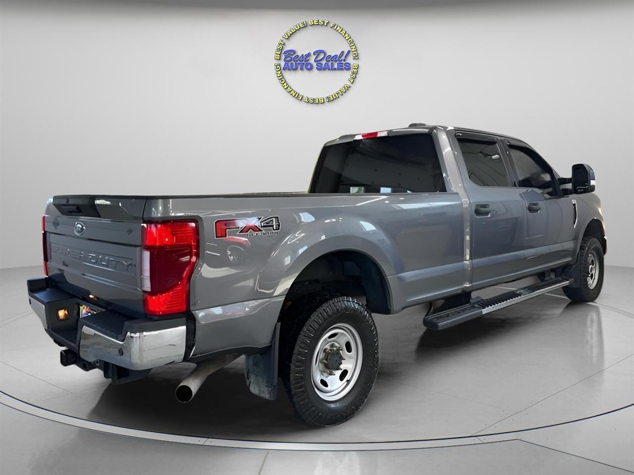 Ford F-250 SD XLT Crew Cab Long Bed 4WD 2022